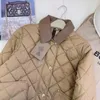 Kurtki damskie projektant jesień/zima nowe wysokiej klasy damskie diamentowe pikowane bawełniane płaszcz z kontrastem skórzanym kołnierzem A8CU