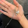 Seiko Western Empress Dowagers Love Pin Halsband Guld Silver Tung hand känns liten och populära modesmycken
