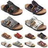 Birkens Stocks Célèbre Designer Boston Clogs Sandales Pantoufles Cork Flats Boucle en cuir d'été Slide Casual Chaussures Femmes Hommes Tongs Mules