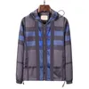 Multi Spring Designer Jacket Coat Fashion Classic Plaid Judct Men مقنعًا مقنعًا للرياح الرياح الطراز Summer Summer M-XXXL MENS SCWXW