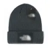 Projektantka czapki/czaszka zimowa fasola mężczyźni i kobiety projektowanie mody Krzystwo czapki jesienne litera unisex ciepła kapelusz f3