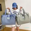 Bolsas de lona de diseñador Gran capacidad Gimnasio Fitness Bolsa deportiva Bolsa de viaje impermeable para mujeres Moda Fin de semana Embalaje Cubes294f