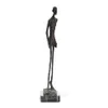 Statua di uomo che cammina in bronzo di Giacometti Replica scultura astratta di scheletro Collezione vintage Art Home Decor 210329264L