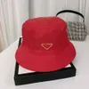 Summer Designer Fashion Bucket Hat For Man Women Women Street Bonnet Cap Emitted Caps 9 Nine Color with Letters Triangle Etikett Tyg 2062