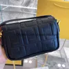 TOTES KOLORY MINI DESJADER BORB VINTAGE Crossbody Torby Luksusowe PU skórzane torebki Podróż wysokiej jakości Korbe Zakupy Top Designer torebka15