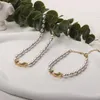 Gioielli con braccialetto con collana e ciondolo con lettera V placcati in oro di marca classica per regalo da donna