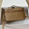 Bolso de diseño para mujeres Bolso de hombro de cuero bolso de maquillaje Bolso para mujer Bolso cuadrado Bolso de hombro Carta de bolso LOGO Color sólido