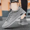 Sapatos de vestido homens sapatos casuais ao ar livre sapatos de lona andando tênis confortáveis respirável masculino gelo seda pano calçado tenis hombres 230914