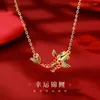 Schmuckbeutel im chinesischen Stil. Modedesign hat jedes Jahr eine Halskette mit Fischanhänger. Weibliche National Tide Court Joker Girl Schlüsselbeinkette