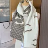 Hoogwaardige sjaals Merk Kasjmier Vierkant Pashmina Sjaal Eenvoudig Zwart Wit Haarband Wraps Dames Designer Sjaals Populair ontwerp Mode Warmte Paar Familie
