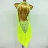 Stage Wear Fluorescência Cor Latina Dança Vestido Mulheres Sexy Backless Fringe Competição Cha Rumba Traje Strass BL8054