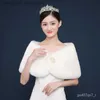 Cape Princesse Er pour femme Robe de mariée en fourrure Châle pour femme Mariage Chaud Tout assorti Manteau blanc Cheongsam Manteau Rouge Surdimensionné Cl L230914