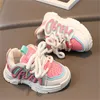 Спортивная уличная Интернет-знаменитость Детская спортивная обувь Дышащая детская обувь для малышей Мягкая комфортная повседневная обувь для мальчиков и девочек Дизайнерская обувь для кроссовок