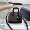 cバッグLuxurysハンドバッグデザイナーバッグクロスボディバッグ女性用ハンドバッグミラー品質の貝殻バッグレザーレザーテンダム