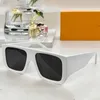 Desinger sunglasses Classic High Quality Designer Beach Party Style Square Frame J Mirror Legs with Gold Plated Pattern Trendy Cool Unisex Slim Z2615W