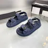 Kvinnor sommar sandaler mode äkta läder sandaler mode denim låga klackar polka dot fritid lägenheter strand gladiator sandaler 41 lyxmärke