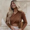 Blouses Femmes 2023 Femmes Blouse Courte Plissée Col Rond Manches Longues Marron Top Court Printemps Été Chic Dame Élégante Chemise Courte