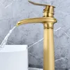 Keukenkranen Gouden Waterval Flexibele handgrepen Tuin Luxe waterkraan Uitschuifbare eengreeps Grifos De Cocina Home Products