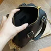 Avondtassen nieuwe 2023 mode klassieke tas ontwerper tas handtas lederen handtas dames retro clutch handtas schouder reliëf crossbody tas