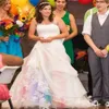 2019 Nuevos vestidos de novia coloridos del arco iris Vestido de novia de color de encaje sin tirantes Rosa Rojo Azul Púrpura Falda de tul Modesto Drapeado Bride188W