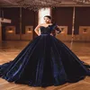 Granatowy aksamitna suknia balowa sukienki Quinceanera Długie kaflanowe kryształy Kryształy koraliki wieczorowe suknie Vestidos Formal