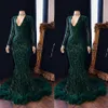 Dark Green V Neck Feather Mermaid Prom Dresses 2021 Long Sleeves Reflective Sequins Lace Floor Length Formal Party Evening Gowns274t