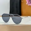 Fashion Classic Designer Sunglasses For Men Women Sunglasses Luxury Polarized Pilot Oversized Sun Glasses UV400 Eyewear PC Sunglasses FE40080