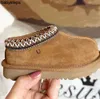 Schoenen Kinderen Tazz Peuter Tasman Baby II Pantoffels Kastanjebont Slippers Schapenvacht Shearling Classic Ultra Mini Boot Winter Muiltjes Instapper Wol Little Big22