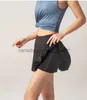 Aktive Sets Damen-Yoga-Outfits, hohe Taille, Übungskleider, Fitnesskleidung, Shorts, Cheerleader-Hosen, Mädchen, die elastische Hosen laufen, Sportbekleidung, verhindern Sie Garderobe, Culott