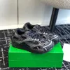 Silver lyx varumärke plattform snörning mesh sneakers trend casual löpskor man kvinnor tennisskor designer skor grön svart brun