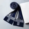 Sciarpe Sciarpa da uomo in cashmere Sciarpa di design di lusso scozzese leggero per nappa con frange morbida tenere al caldo antivento AD2114 230914