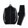 Mens Tracksuits 5 Mens Tracksuits Designer Mens Tracksuit Luxury Men Stråk