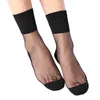 Frauen Socken 1 Paar Spitze Shinny Straße Stricken Aushöhlen Mesh Fishnet Strümpfe Mid Tube High School Elastische Lose Mischung