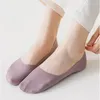 Donne calze estate in ghiaccio nylon cotone a basso taglio non mostrano silicone traspirato silicone non slip invisibile calzino sottile casual