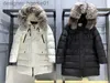 Piumino da donna 2020 Cappotto imbottito con cintura Cappotti trapuntati impermeabili Parka con vero cappuccio in pelliccia grande Plus Size Cappotto invernale in piumino d'anatra Donna Mo L230915