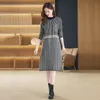 Classic Plaid Elegant Sweaters Dresses Autumn Winter Designer Long Sleeve Slim Party Knitted Jumper Dress 2023 Women Fashion O-Neck Elegant and Youth Midi Frocks