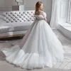 Girl Dresses White Flower Tulle Puffy Diamond Belt With Tailing Sleeveless For Wedding Birthday Party First Communion Gowns