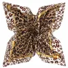 Szaliki 100 Twill Silk Scalf Women Leopard 2023 Drukuj Square Larch Bandana Luxury chusteczka hidżab żeńska głowa faulard 230914