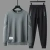 Chándales para hombre Hombres Sudadera Pantalones Conjunto Traje deportivo masculino Elegante estampado a rayas Chándal Tops deportivos Jogger para otoño invierno 230914