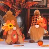 Colheita de abóbora de Halloween, folha de bordo, boneca anã, decoração de boneca de outono de ação de graças