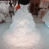 Real Pos Splendidi abiti da sposa in cristallo con volant a trapezio senza spalline Abito da sposa Bellissimi abiti da sposa mozzafiato197S