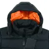 メンズジャケットのデザイナー冬のジャケットレディースパーカーマンコートファッションジャケットアウトドアウィンドブレーカーカップカップ厚い温かいコートトップスアウトウェアパーカーメンズ衣料