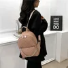 Fabrika toptan kadın omuz çantası 4 renk basit joker düz renkli deri öğrenci sırt çantası sokak moda zinciri dekoratif çanta 8006#