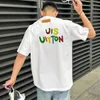 23SSサマーメンズTシャツファッションメンズデザイナーTシャツルーズティートップスマンカジュアルシャツLuxurys StreetwearショーツスリーブポロスTシャツ