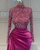 セクシーなバラ色のピンクマーメイドイブニングスパンコールハイネックカッタウェイサイドフォーマルパーティープロムドレスプリーツドレスドレス