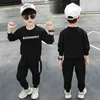 Mens Hoodies Sweatshirts 211 år Barnkläder Set Baby Boys Girls Plagment Autumn Winter Mönster Kids Designer Sweater Suit Kids Hoodie Pants 2 Pieces Set Bu