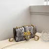 Factory wholesale women shoulder bags 4 colors street fashion snake chain bag trend color matching leather handbag flip fashion mobile phone coin purse 72123#