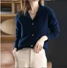 Kvinnors tröjor tröja Cardigans Kvinna Y2K Luxury Winter 2022 Trend Designer Cashmere Cardigan for Women Sticked Crochet Tops Sweaters Vintage L230915