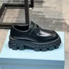 Z designerką butową kobietę Monolit czarne skórzane mokasyny platforma Platforma Chunky Booper-Ups Ogabersa buty Lady Dress Buty Office Casual