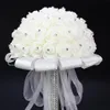 白い花嫁を保持するブーケ人工ローズホワイトリボンハンドル花嫁介添人の結婚式の花20 cm直径ニュー240V